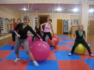 fitballs))))